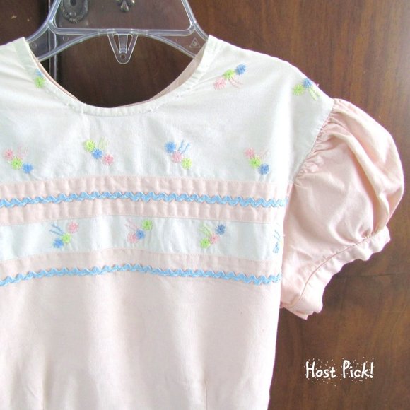 VINTAGE Other - GIRL'S VINTAGE DRESS 1940s 1950s EMBROIDERED, PUFFED SLEEVE, PALE PINK COTTON